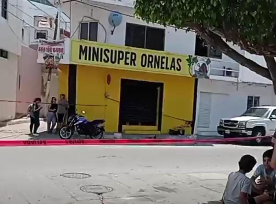 Se resistió a ser asaltada y le quitan la vida en un minisuper en la Reforma en Mazatlán