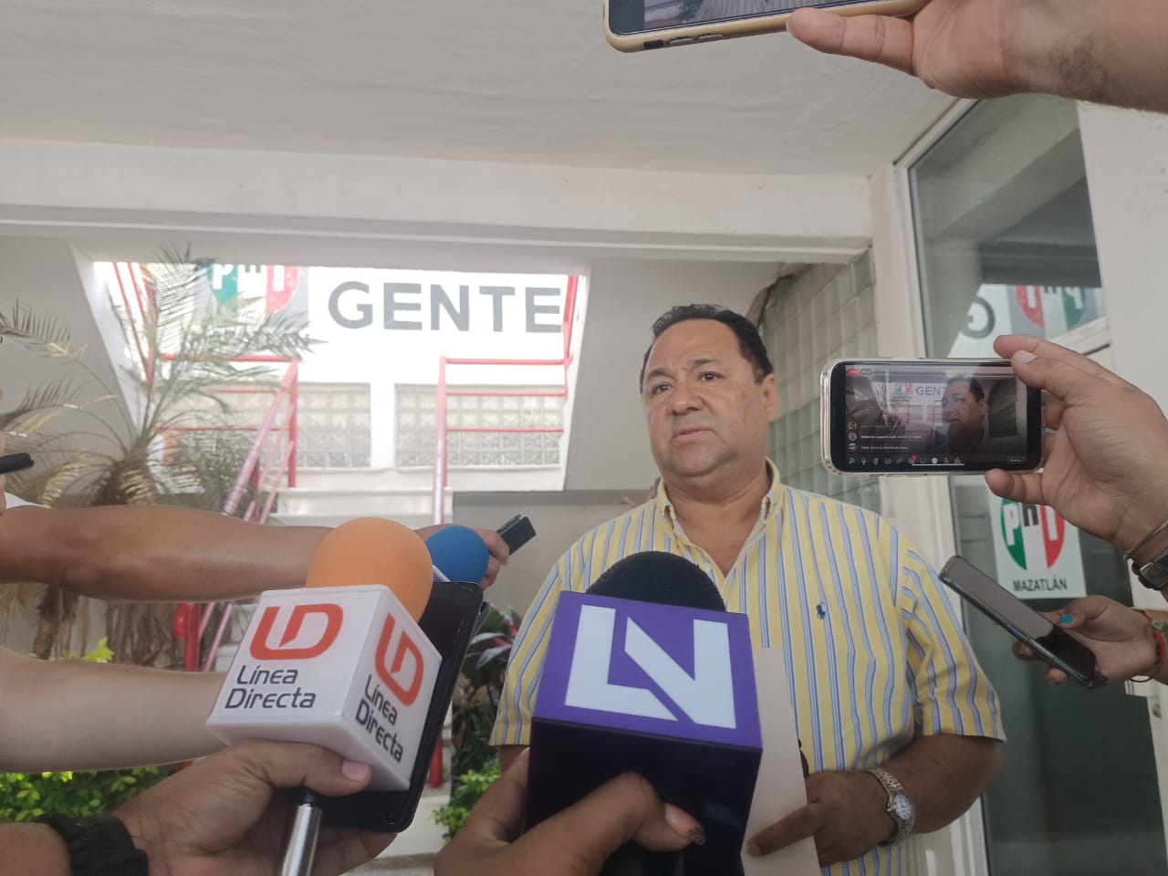 ‘Como AMLO, nada me deben, nada les debo’, se suma Pucheta a desbandada del PRI; renuncia en Mazatlán