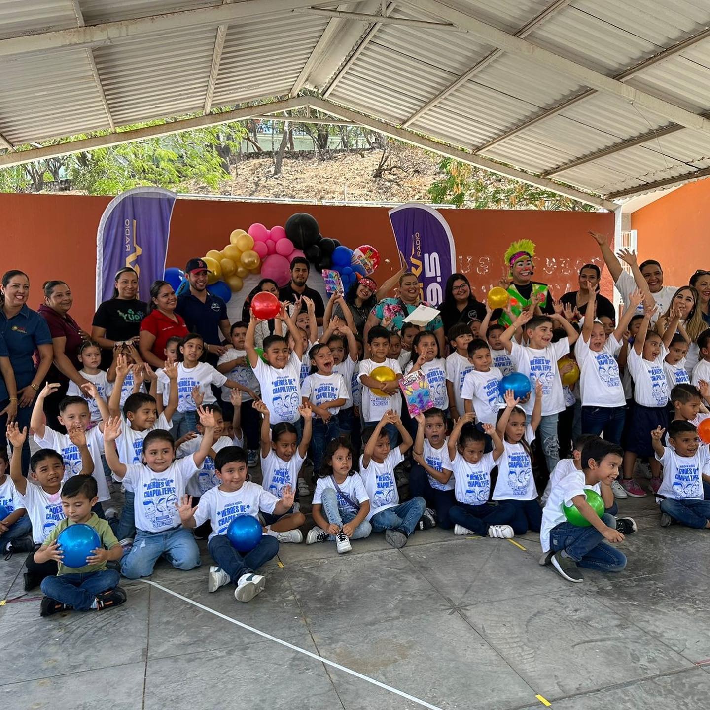 Tiene Vibra Radio Mazatlán 99.5 FM sus primeros 60 ahijados