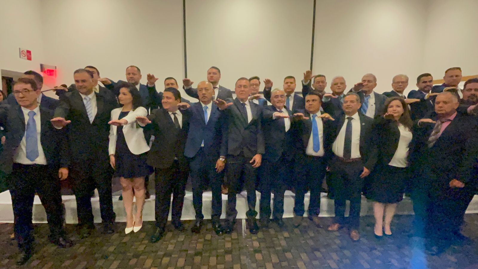 Toman protesta al nuevo consejo directivo de Ejecutivos de Venta y Mercadotecnia AC Culiacán