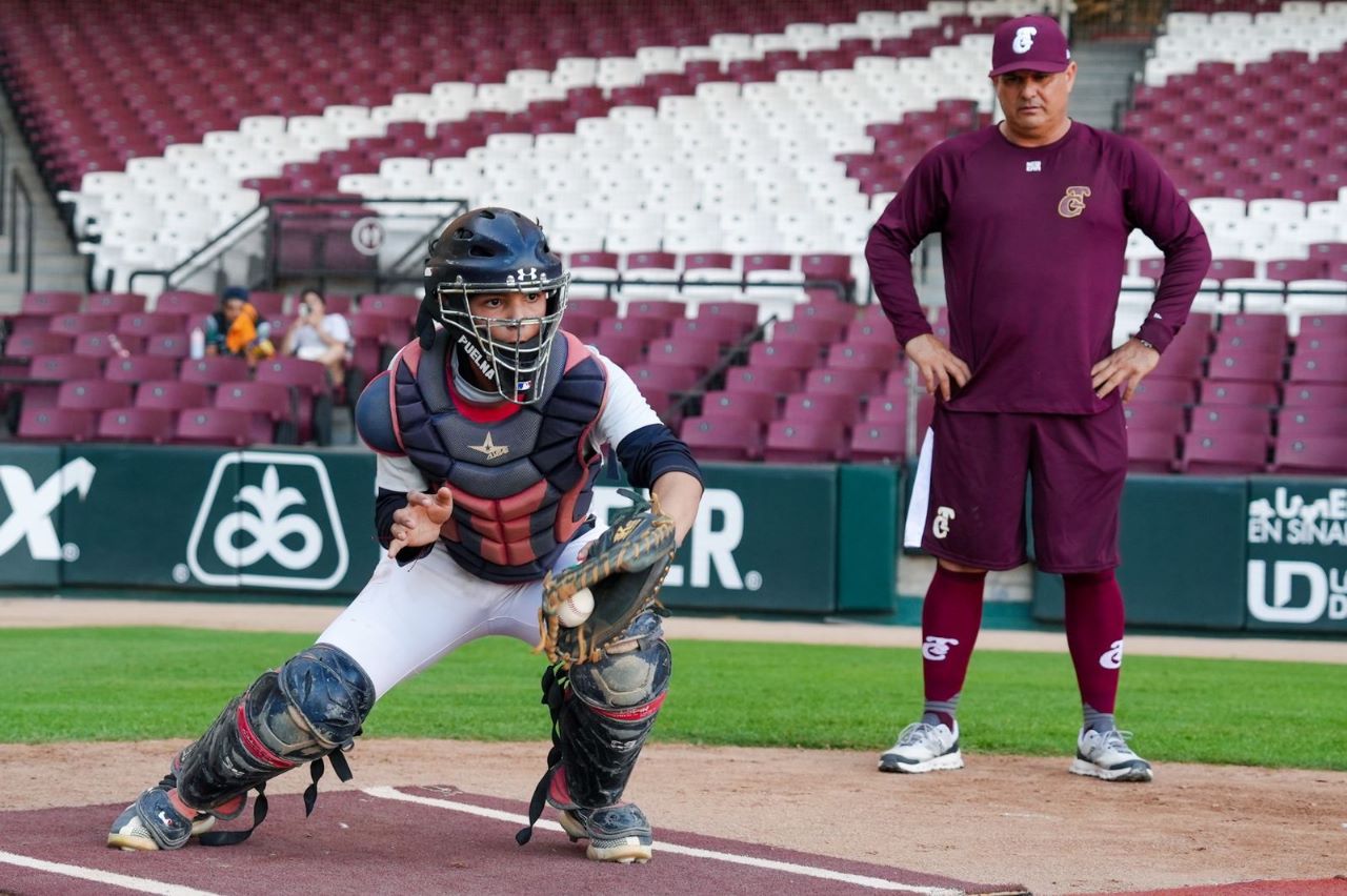 Los Tomateros de Culiacán realizan showcase con más de 60 peloteros locales