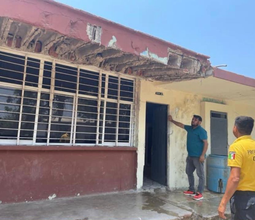 Visita SEPyC 13 planteles de Escuinapa con problemas de infraestructura
