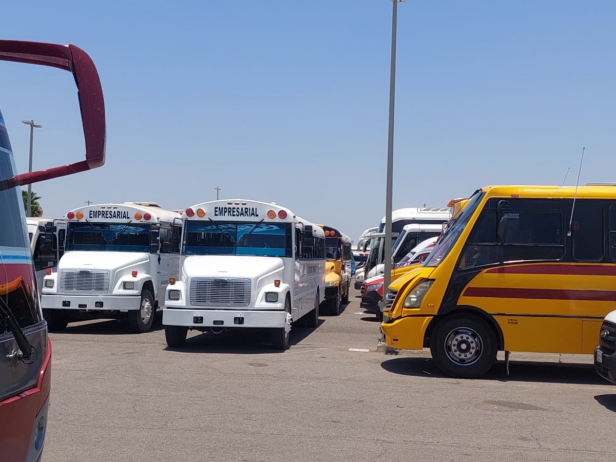 ¿Acarreo? Facilitan a ciudadanos llegada al CUM Los Mochis, más de 10 mil asisten para estar con Adán Augusto