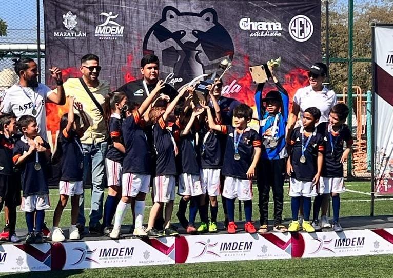 Astros F.C. se corona en la categoría Pandas del torneo Pata Salada en Mazatlán