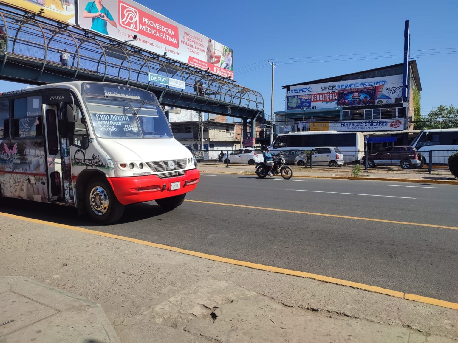 Se necesita un reglamento para el carril preferencial de Mazatlán: Alianza de Camiones