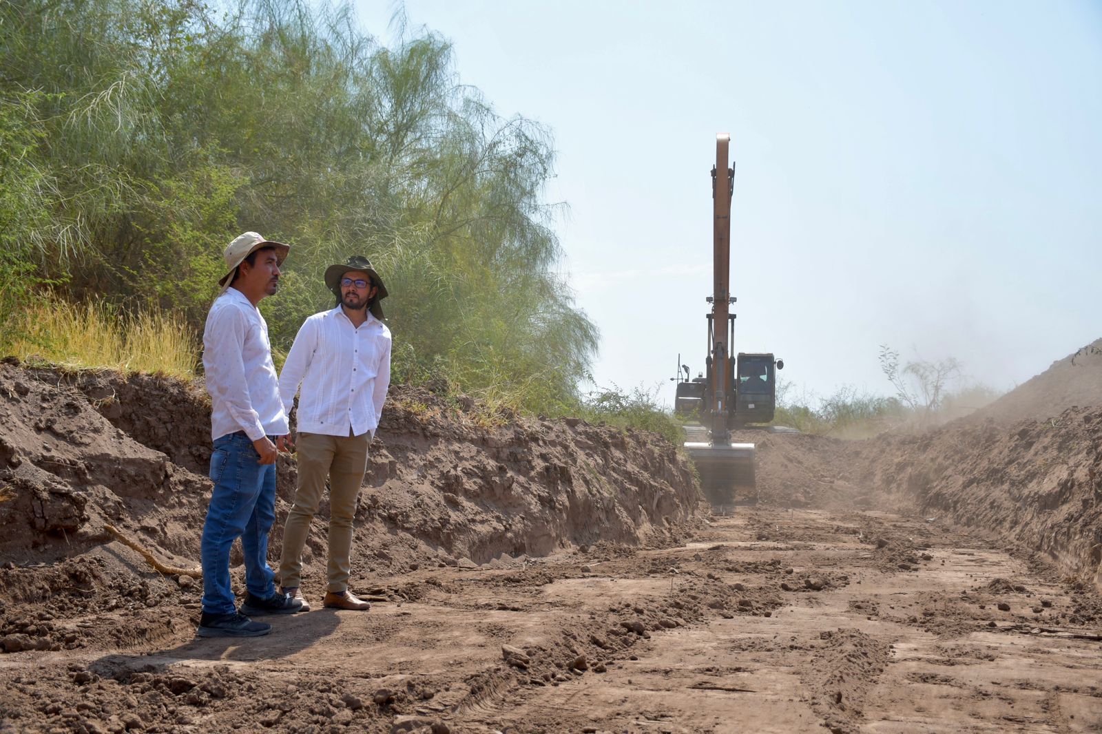 Le harán cauce al arroyo ‘El Zopilote’ para diminuir riesgos de inundaciones; desazolve y limpieza va al 85%
