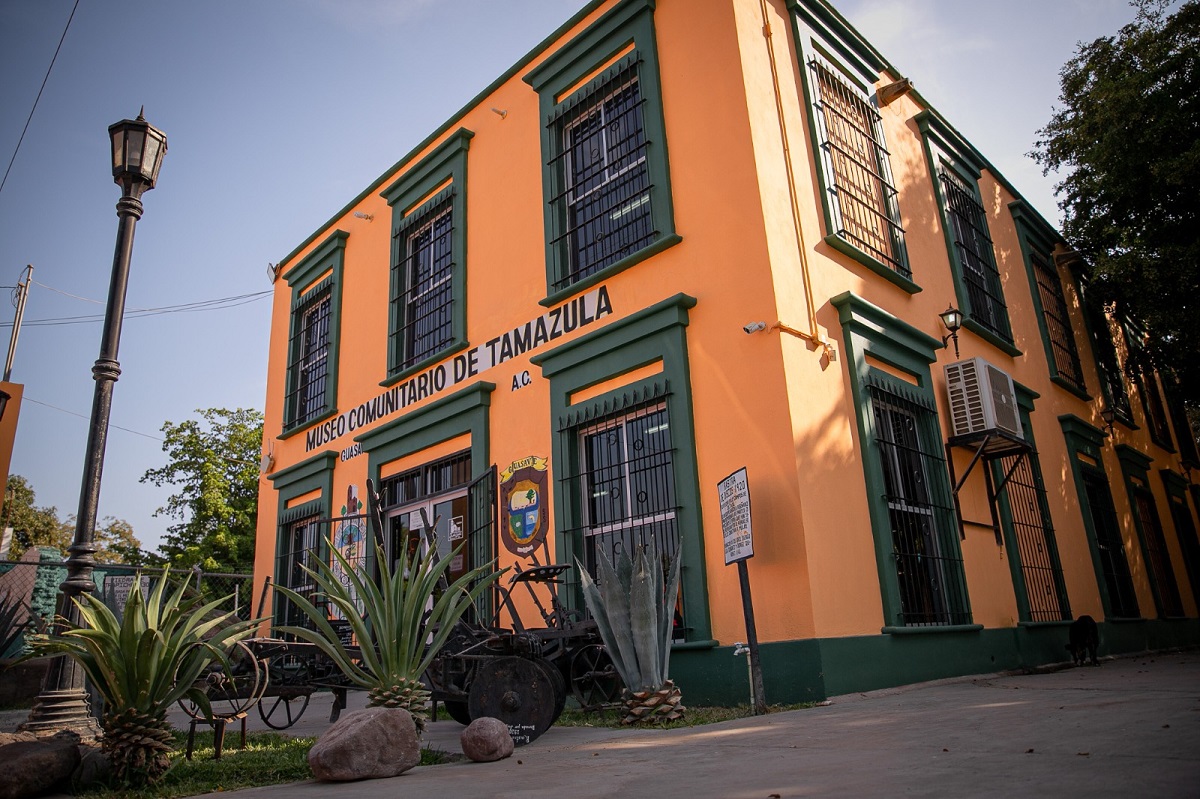 Coloreando Sinaloa transforma el rostro urbano de Tamazula para atraer el turismo