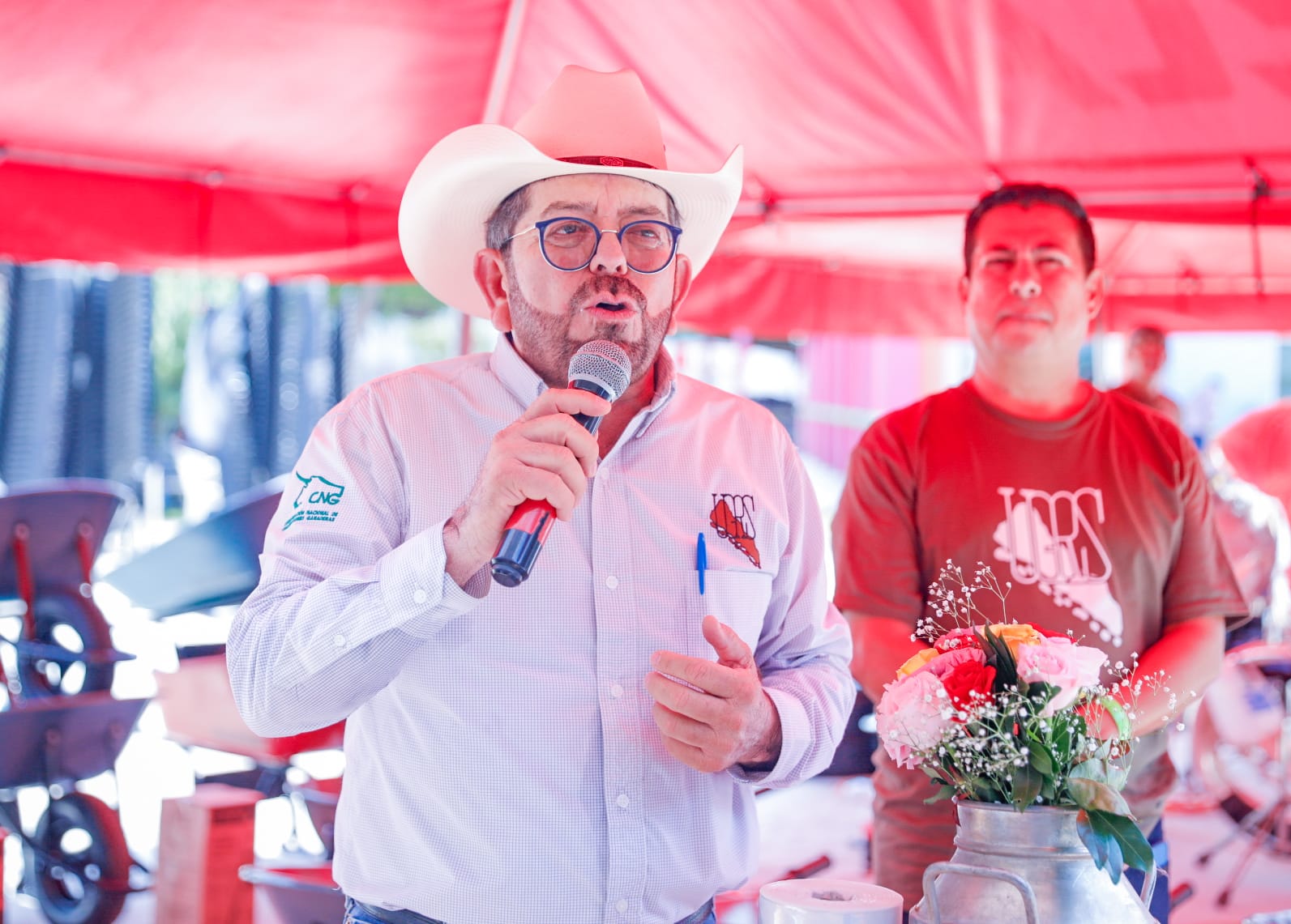 “Yo estoy para trabajar, no me engancho con esos temas”: Regulo Terrazas