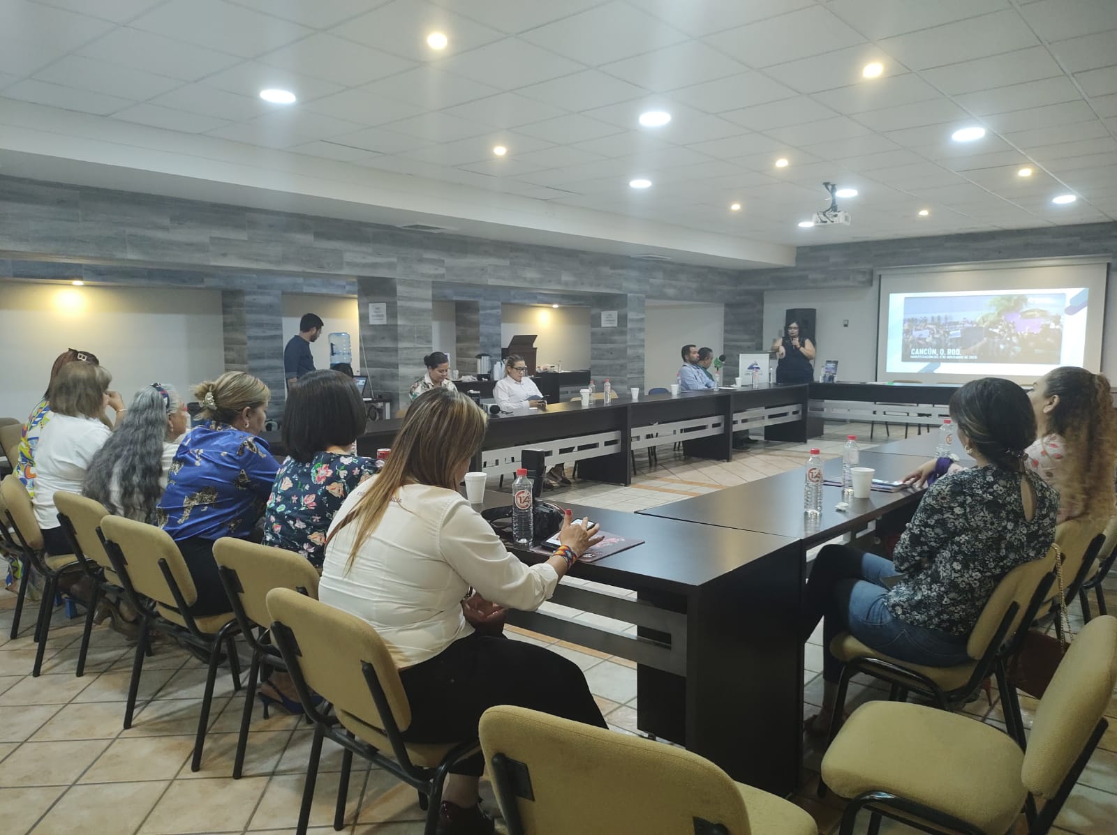 Poderes fácticos generan que en Sinaloa sea difícil opere el Instituto de Protección a Periodistas, refiere conferencista