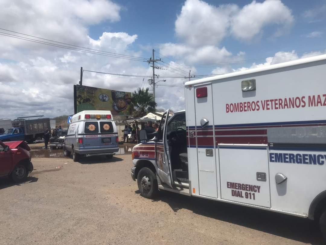 Accidente deja tres mujeres lesionadas en el camino a El Habal en Mazatlán