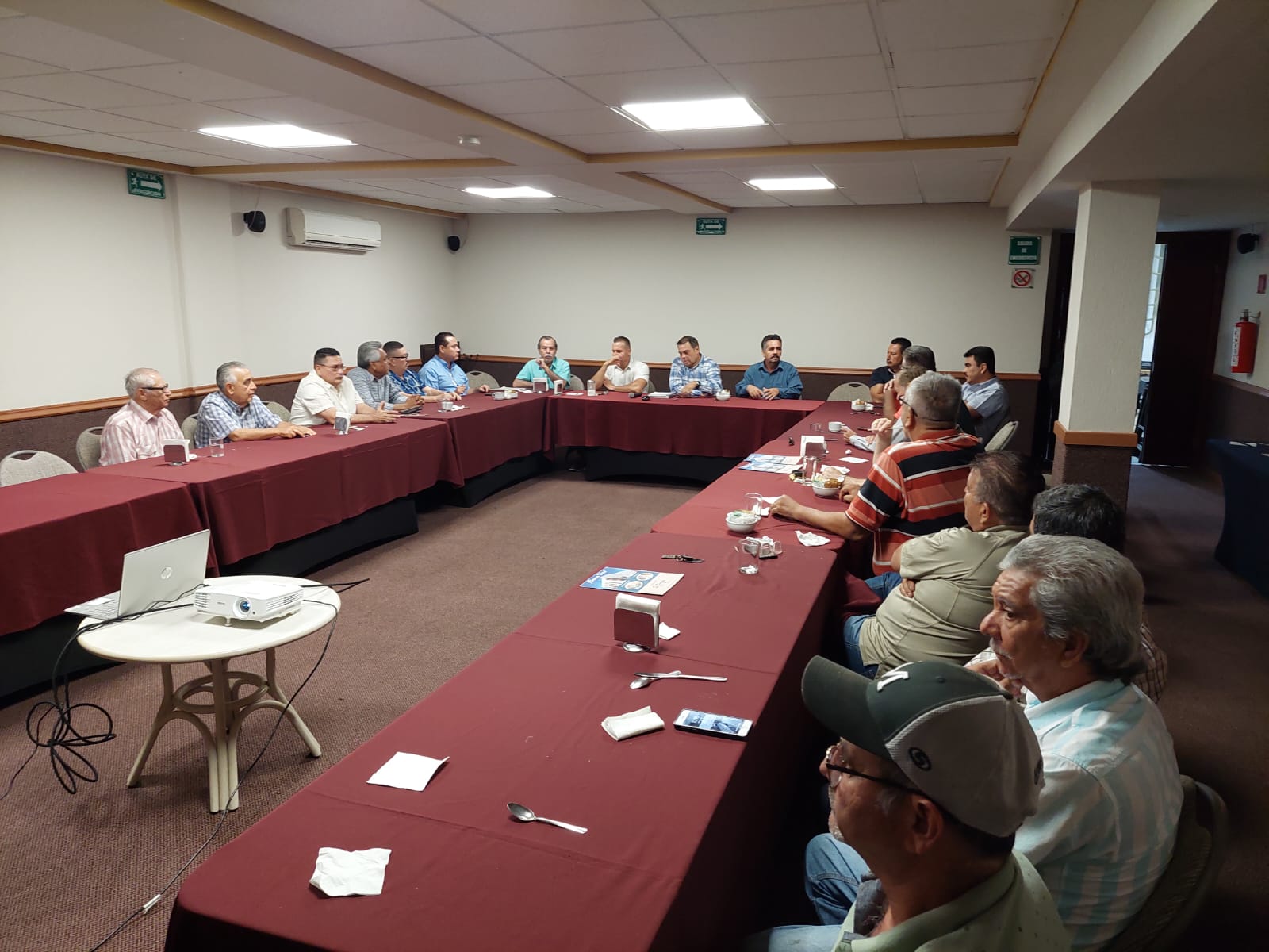 Estudia Atusum reestructuración de rutas en Los Mochis; pretenden introducir 100 camiones eléctricos con aire