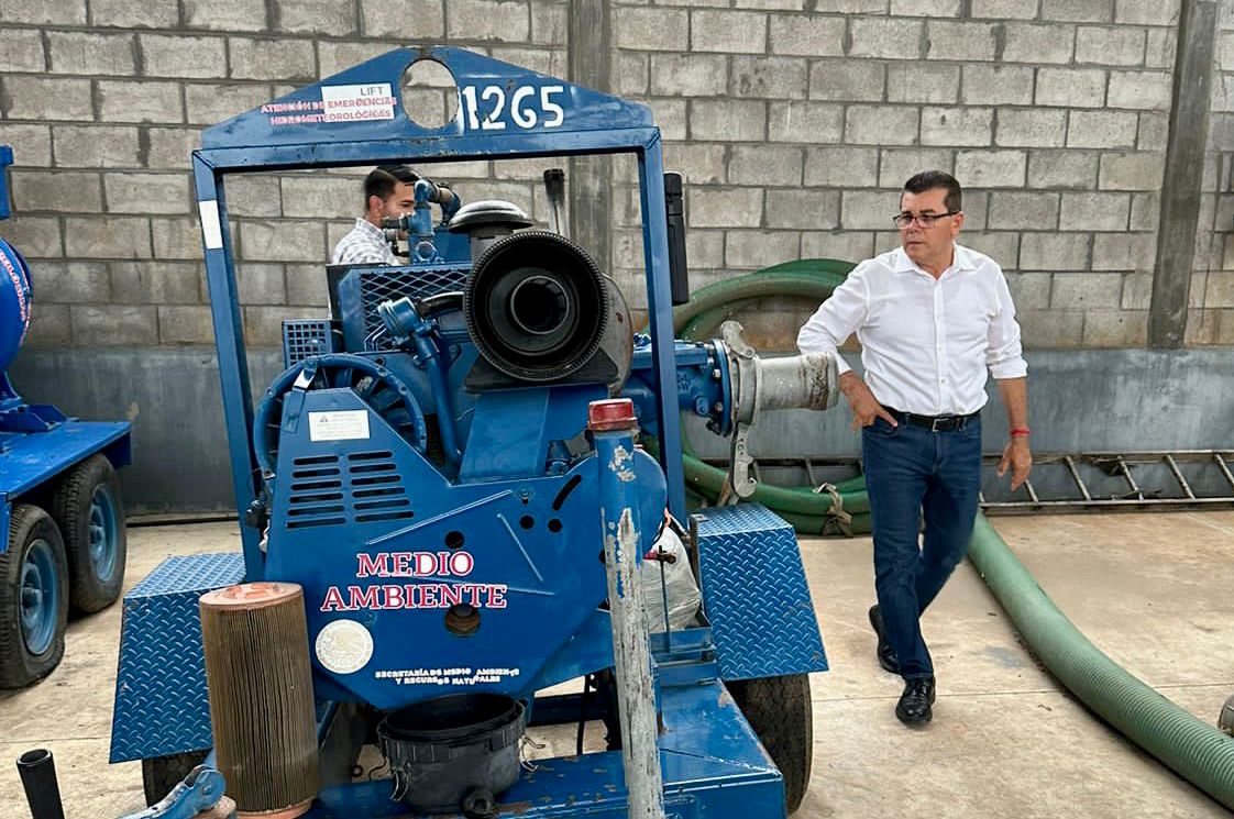 Alista Mazatlán sus equipos de emergencia ante percances por lluvias