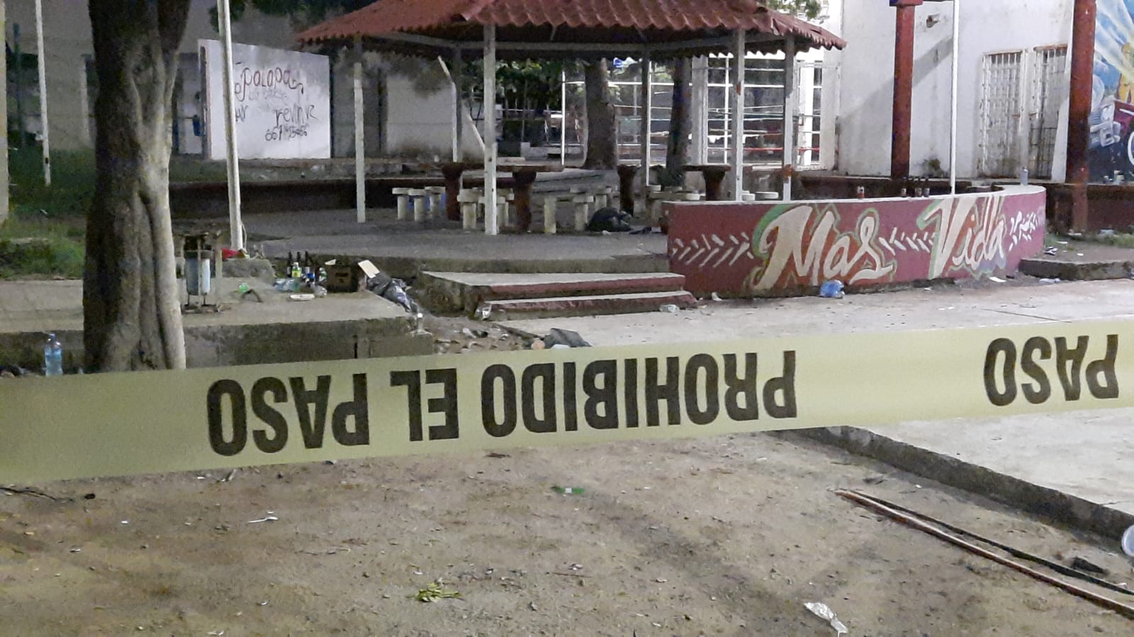 Asesinan a balazos a un hombre y hieren a otro en fiesta retro, en Culiacán