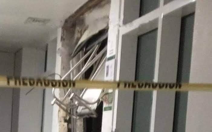 Niña pierde la vida al quedar prensada en elevador de hospital del IMSS en Quintana Roo