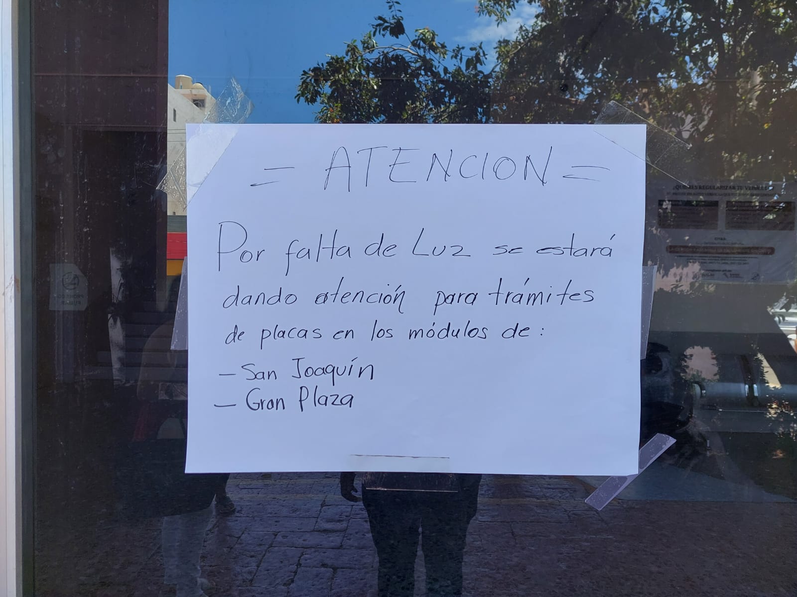 Se queda sin luz la Unidad Administrativa de Mazatlán por falla de transformador