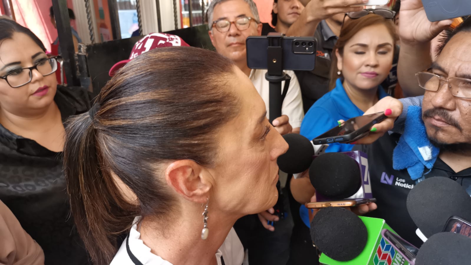 ¿Coincidencia o destino? Vuelan juntos Claudia Sheinbaum y el alcalde de Ahome Gerardo Vargas