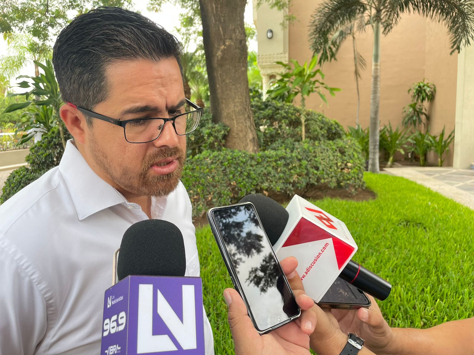 “Es importante educar a los niños de manera anticipada; a veces ven cosas inadecuadas en celulares”: Salud