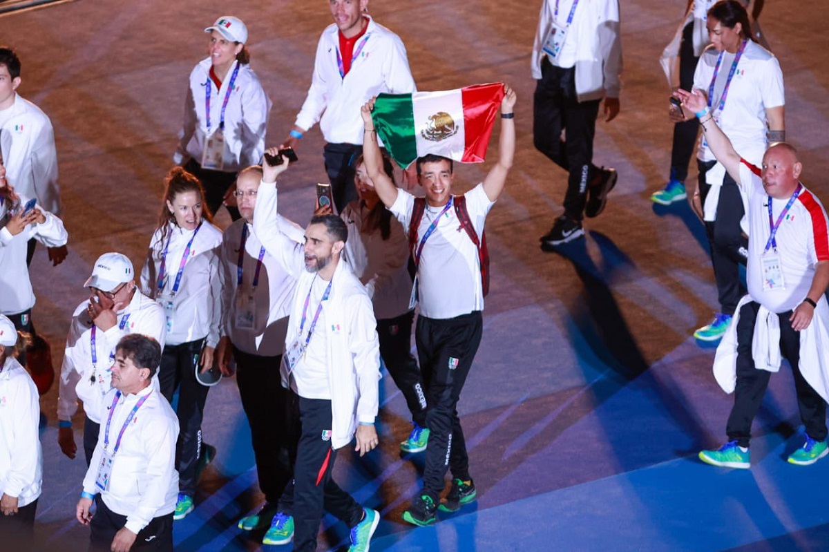 Con récord de 353 medallas ‘dejaron parado al país’: AMLO felicita a mexicanos por Juegos Centroamericanos