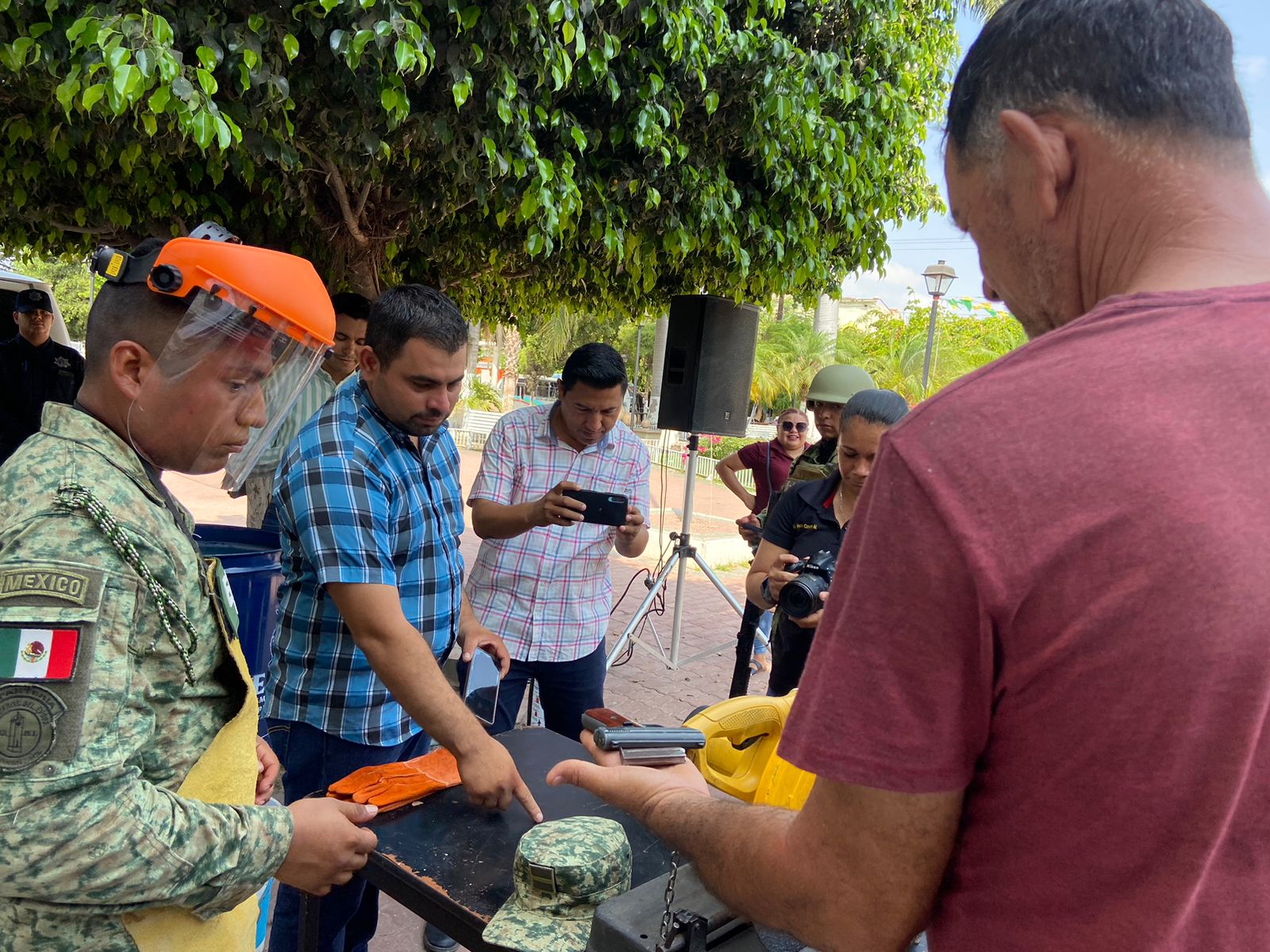Reiteran el llamado a los angosturenses a canjear sus armas de fuego; han recibido cinco en lo que va de la campaña
