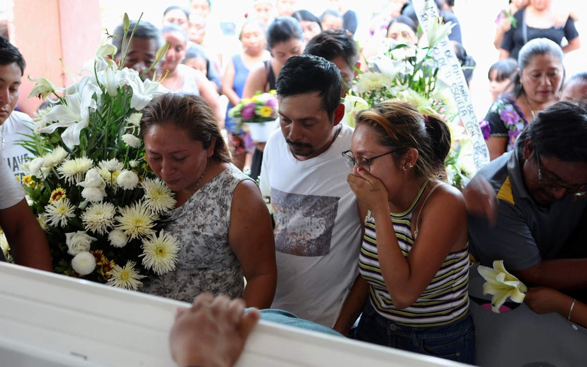 Familia de Ahitana, niña prensada en elevador, será indemnizada con medidas económicas: Zoé Robledo