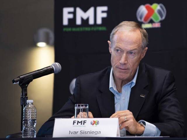 Jimmy Lozano es candidato para seguir al frente de la selección mexicana según la FMF