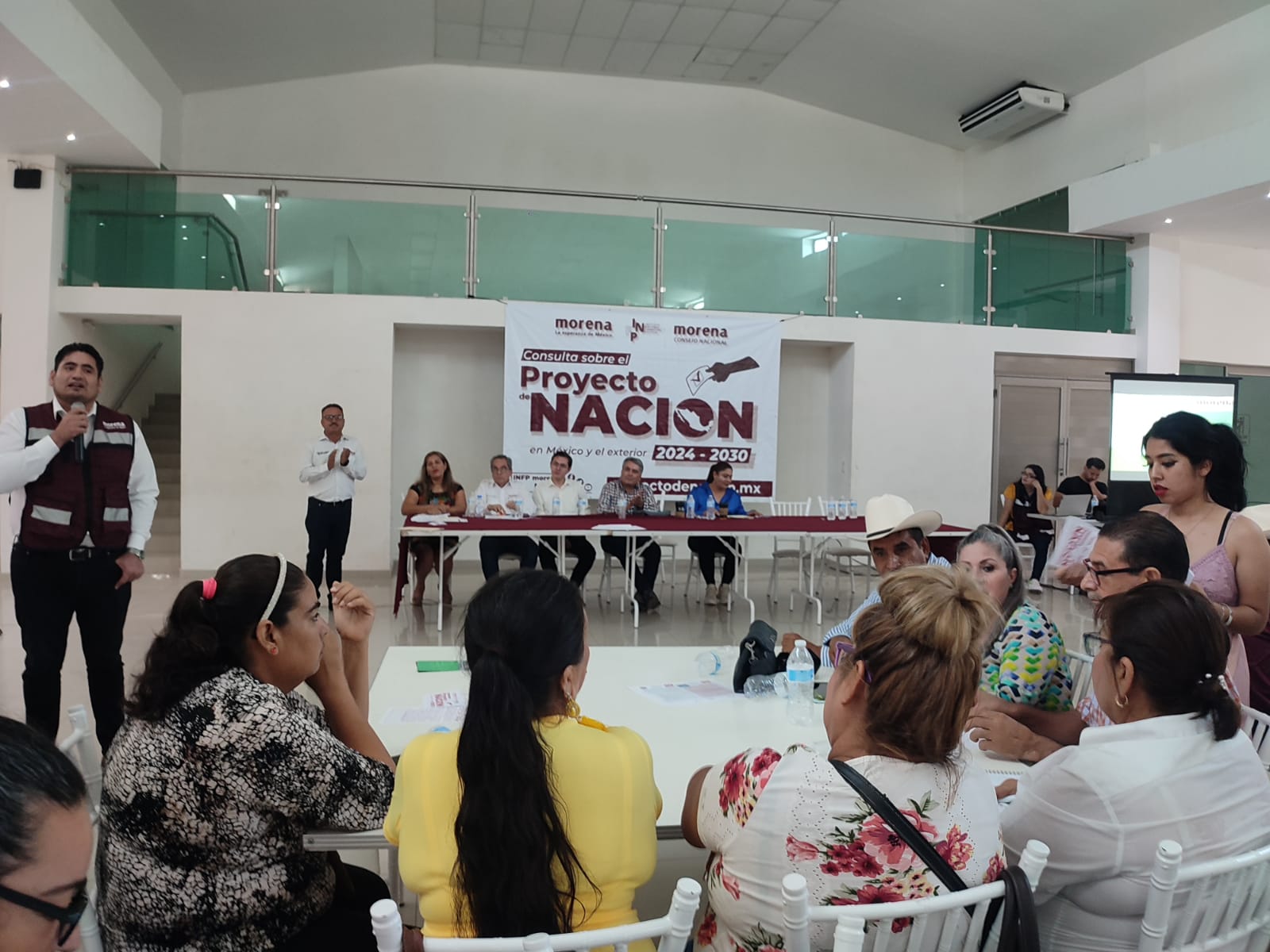 ¿Cómo quieren los mexicanos que sea su gobierno? Morena recoge opiniones en segundo foro de consulta en Guasave