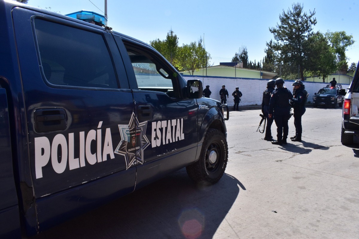 Policías y agentes de tránsito deben ser el ejemplo al tener autos emplacados; sino serán arrestados