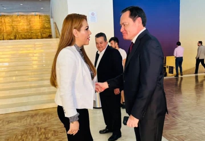 Presente en el evento de Osorio Chong, Nubia Ramos confirma su salida del PRI