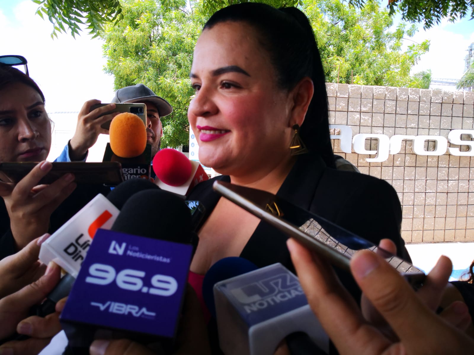 Solicitará Ayuntamiento de Navolato apoyo a estado para pavimento en comisarías