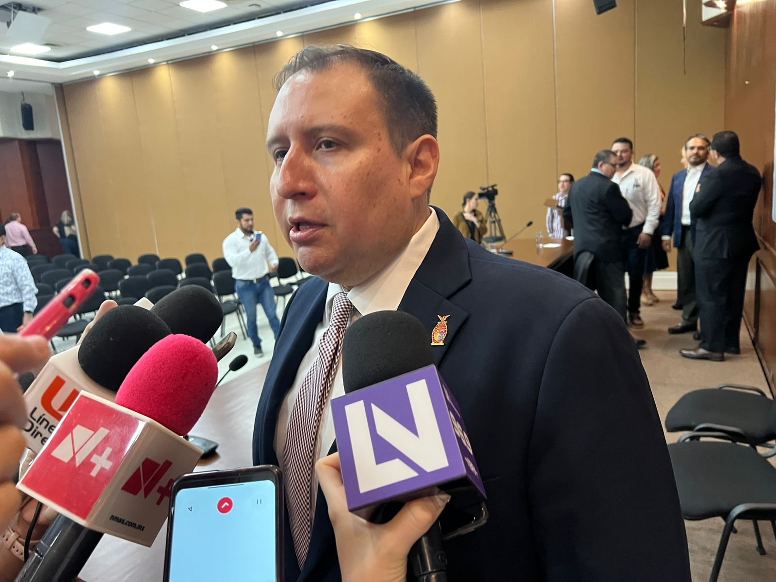 “Tenemos un Poder Judicial independiente”, defiende presidente del STJE tras acusaciones del rector de la UAS