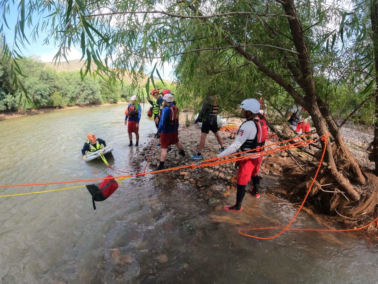 Recertifican en Durango a la Policía Acuática de Mazatlán con el curso de rescate en aguas rápidas