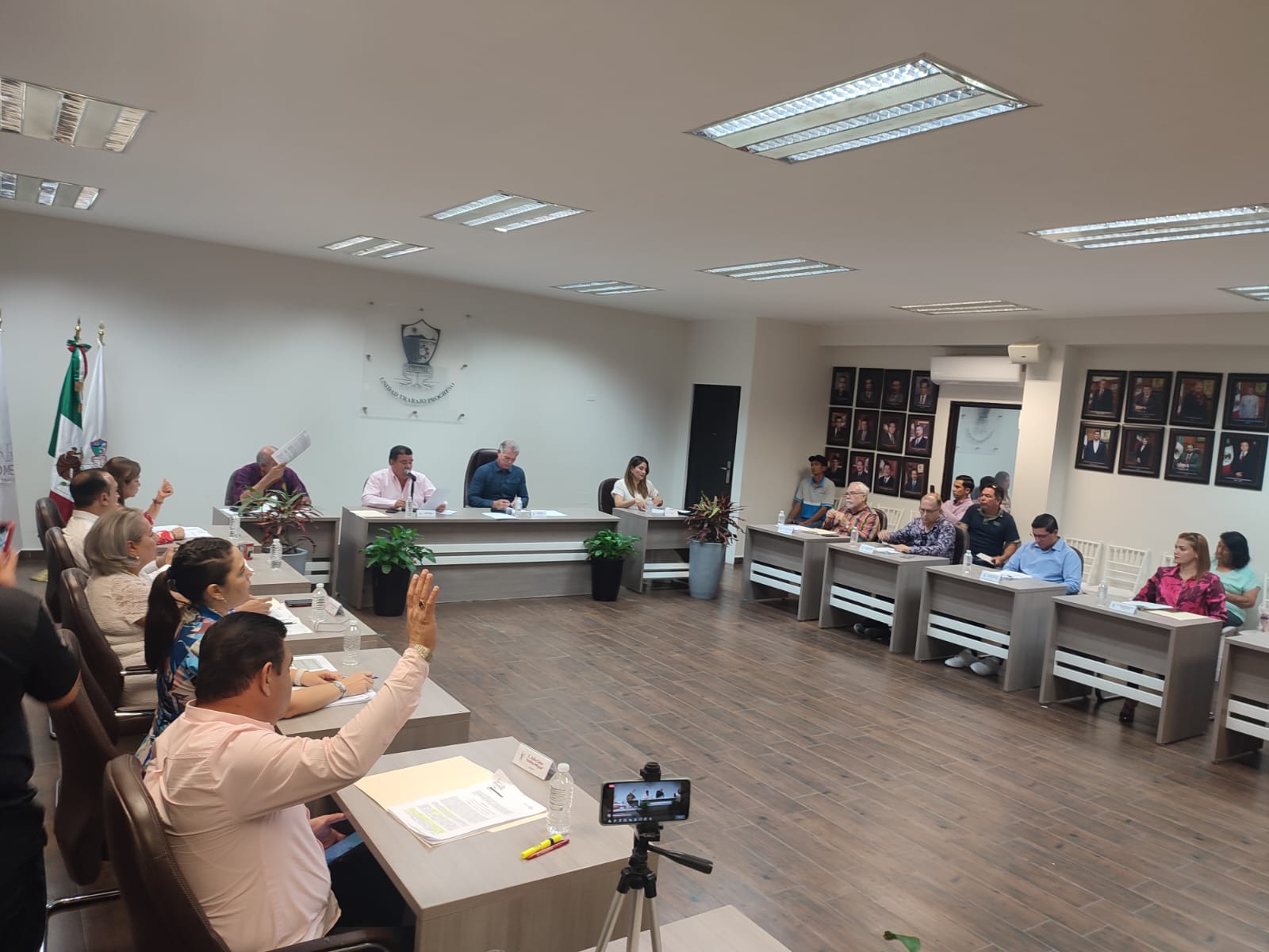 Ediles de Ahome votan por reforma constitucional de Sinaloa; piden padrón de políticos deudores alimenticios y violentadores