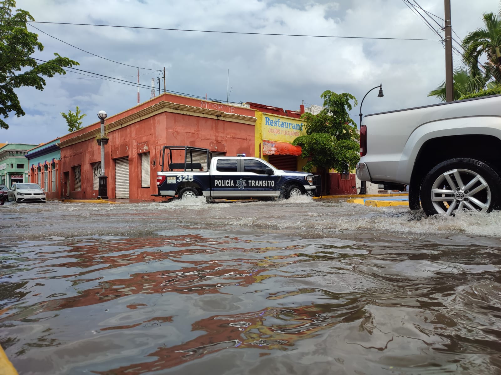 ¡Saque paraguas y kekis! Sinaloa tendrá tarde lluviosa este martes