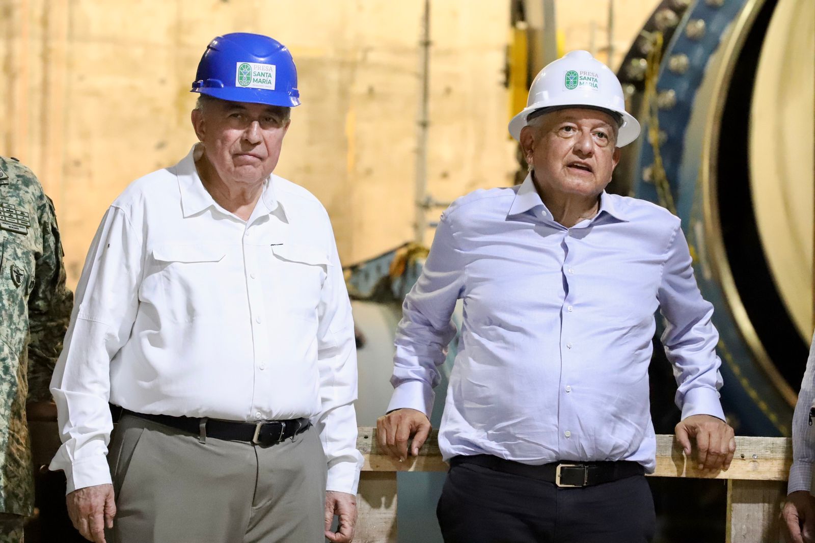 Destaca López Obrador beneficios de las presas Picachos y Santa María al sur de Sinaloa