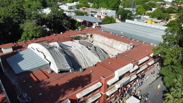Colapsa techumbre de Colegio Antonio Repiso en Ciudad Victoria, quedan 3 religiosas atrapadas