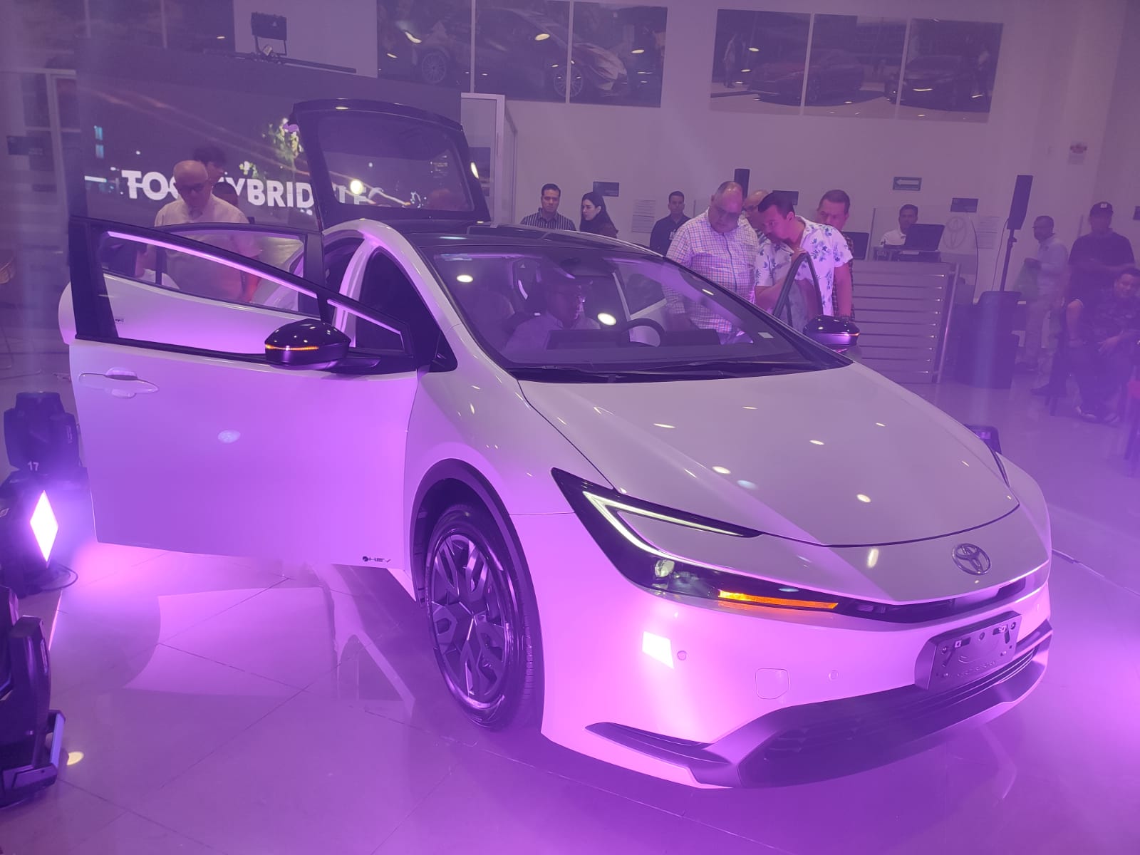 El híbrido confiable con una estética renovada: Toyota presenta la quinta generación de Prius en Guasave