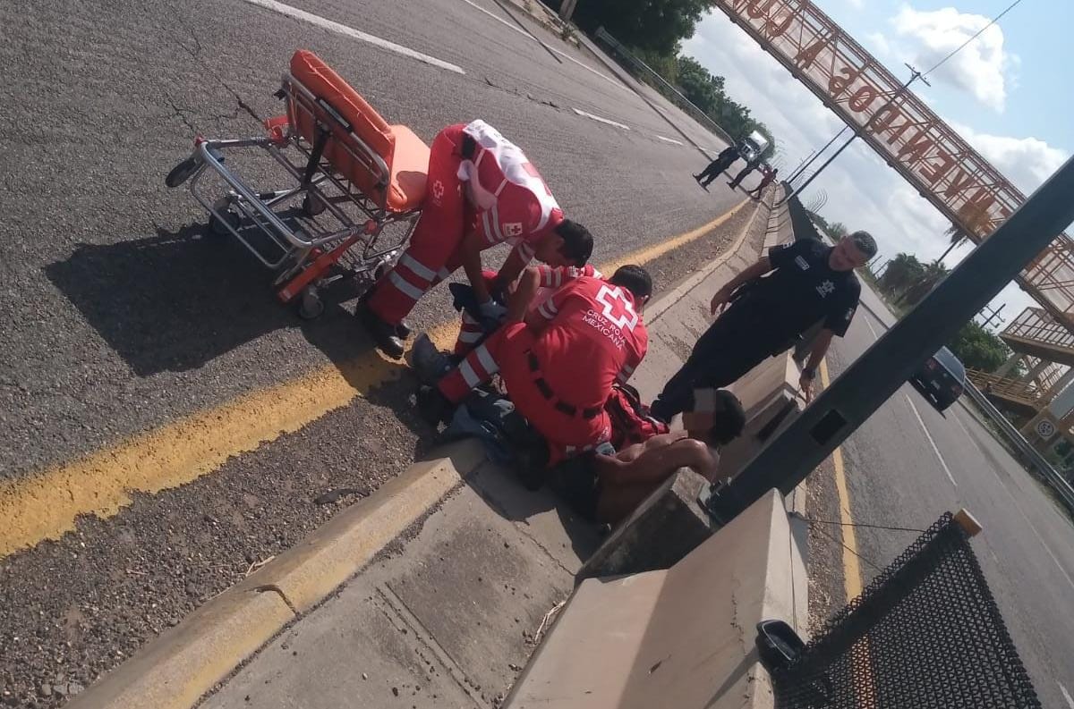 Un hombre es atropellado cuando intentaba cruzar la México 15, en Guasave