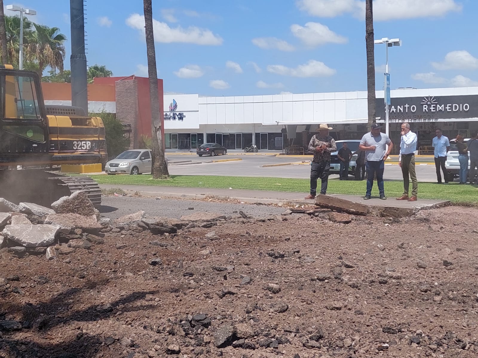 En Ahome, obra de pavimentación de un tramo del bulevar Rosales podría concluir antes de lo proyectado