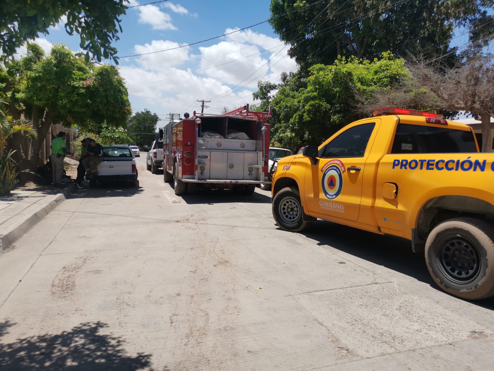 ¡Lo vendía como fierro viejo! Vecino de Los Mochis entrega tanque de gas cloro a las autoridades; desconocía qué era