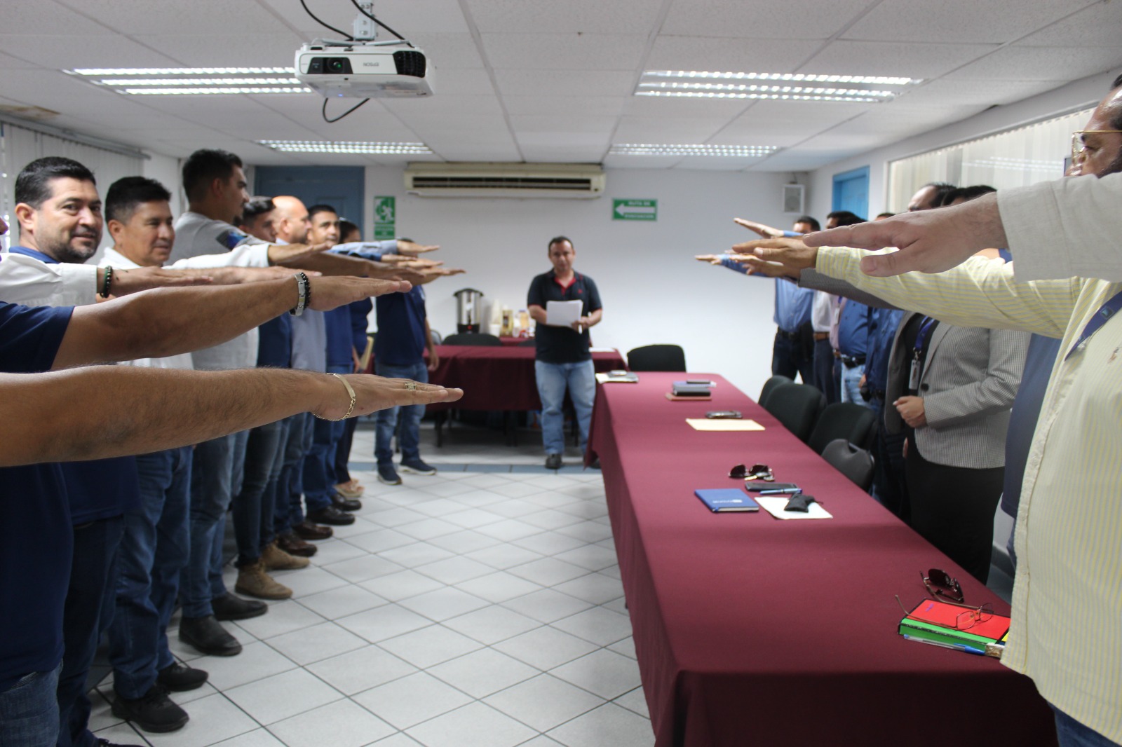 Buscan un entorno laboral saludable y seguro en Jumapam, conforman la Comisión de Seguridad e Higiene en el Trabajo