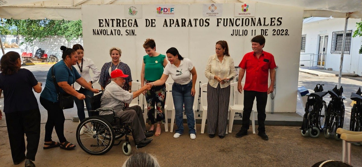 Margoth Urrea encabeza entrega de aparatos ortopédicos en DIF Navolato