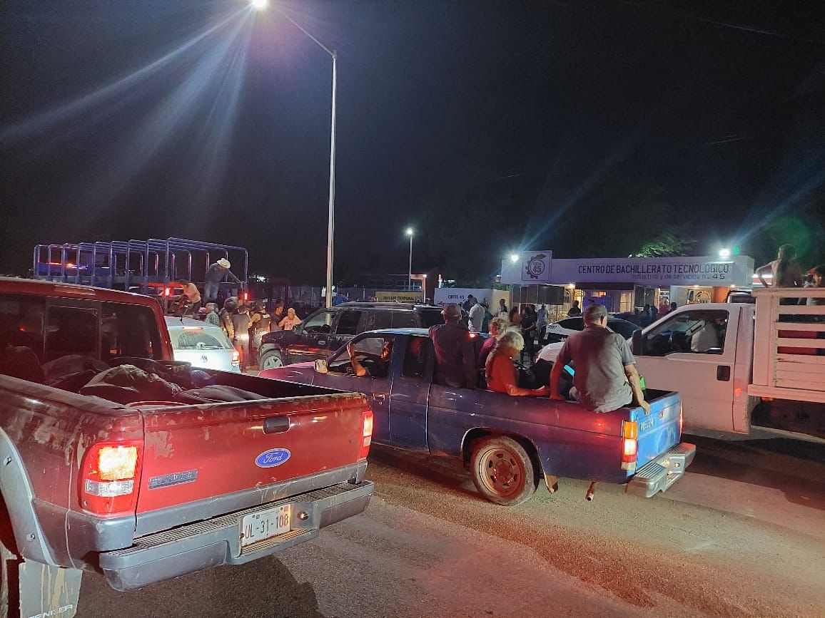Temen empresarios fuga de inversiones por hechos de violencia y desplazados en Sinaloa