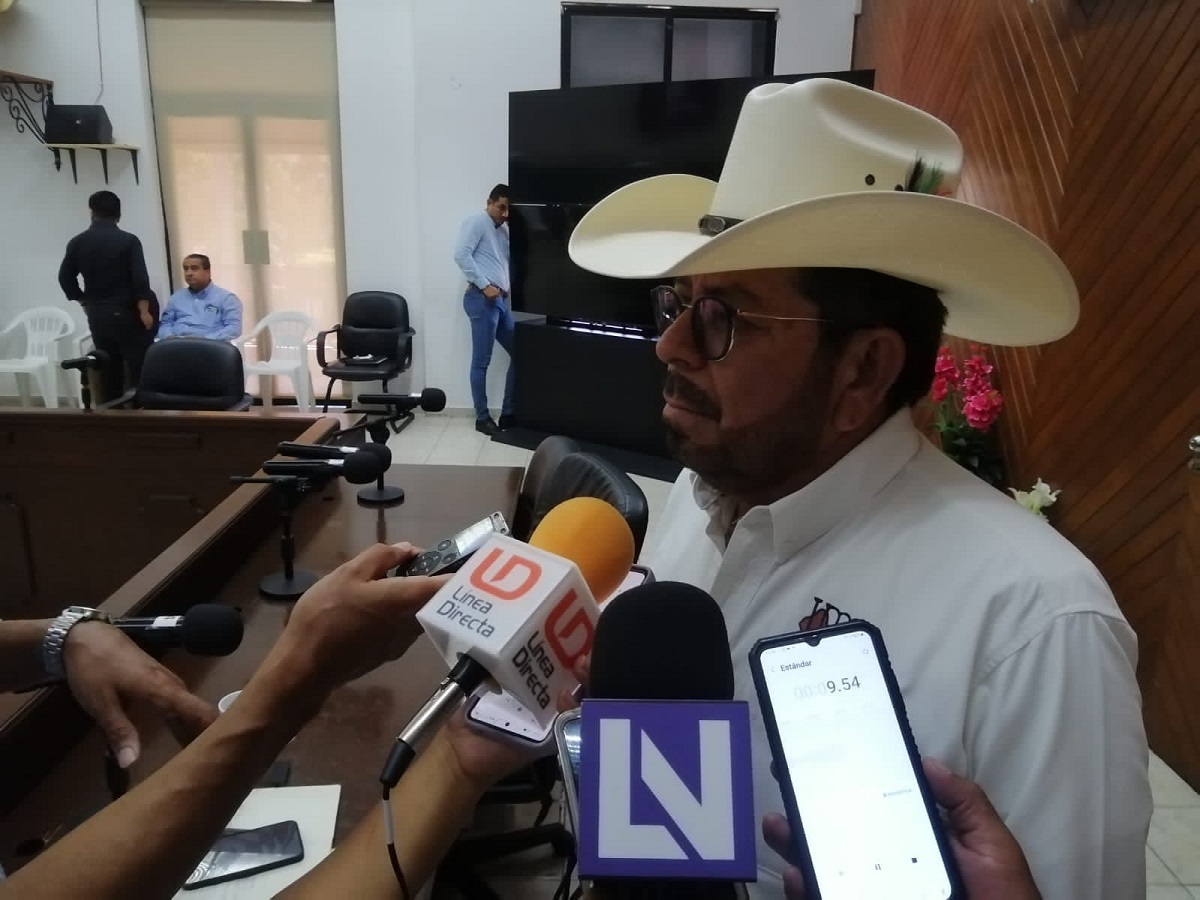 Tras manifestación, renuncia Régulo Terraza como presidente de la Unión Ganadera Regional de Sinaloa