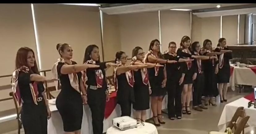Toman protesta 11 exitosas mujeres emprendedoras al Consejo Coordinador de Mujeres Empresarias en Los Mochis