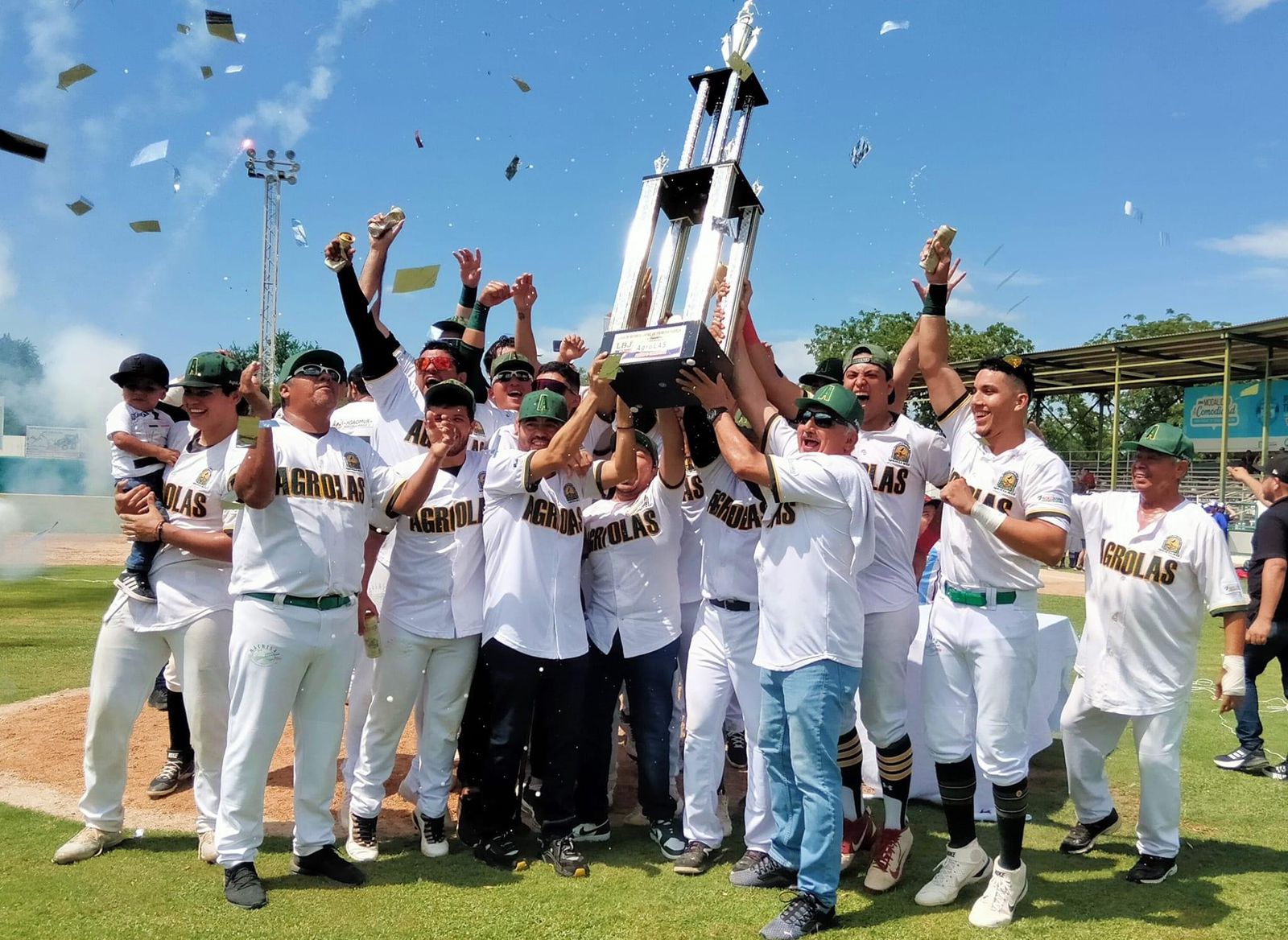 Agrolas es campeón de la Liga de Beisbol Japac de Primera Fuerza