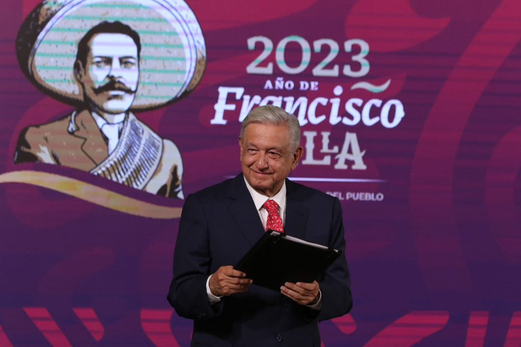 Firma López Obrador decreto para proteger lugares sagrados de pueblos indígenas y rutas de peregrinación
