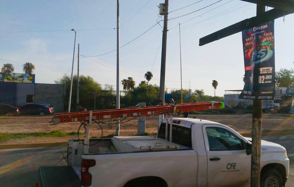 Busca Ayuntamiento de Ahome elementos para denunciar a CFE por retiro de cableado en el alumbrado
