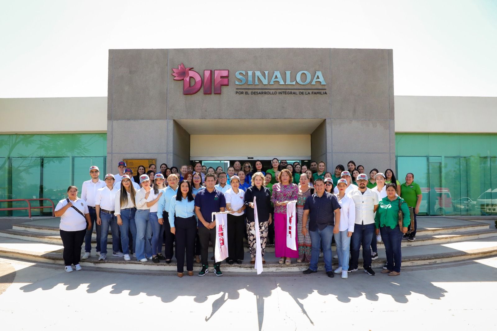DIF Sinaloa presenta los programas: ‘CAS en tu casa’ y ‘Autismo en familia’ en atención a niñas y niños