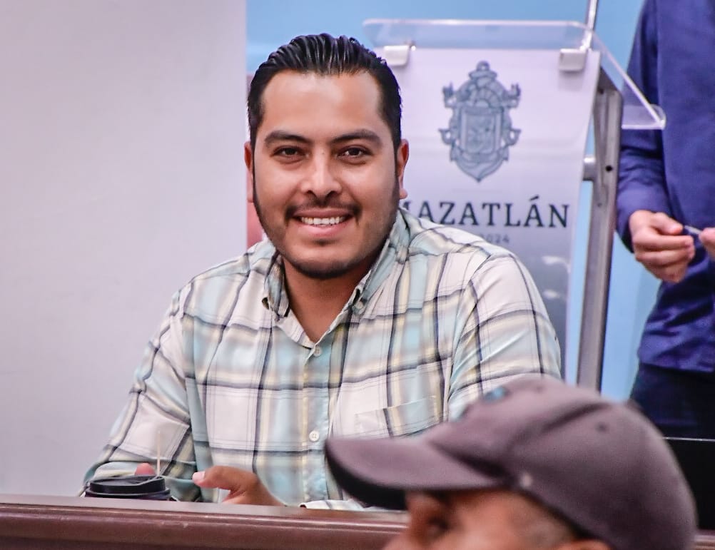 Luis Vargas Montes,titular del IMJU, es el nuevo secretario particular del Ayuntamiento de Mazatlán