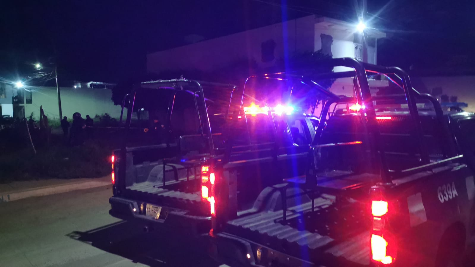 ¡Asaltantes con mochila naranja lo hacen de nuevo! Le quitan 12 mil pesos a hombre en cajero de Culiacán